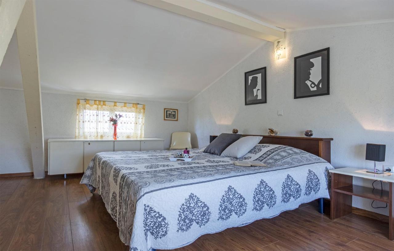 Villa Karina Tar Tar-Vabriga Kültér fotó