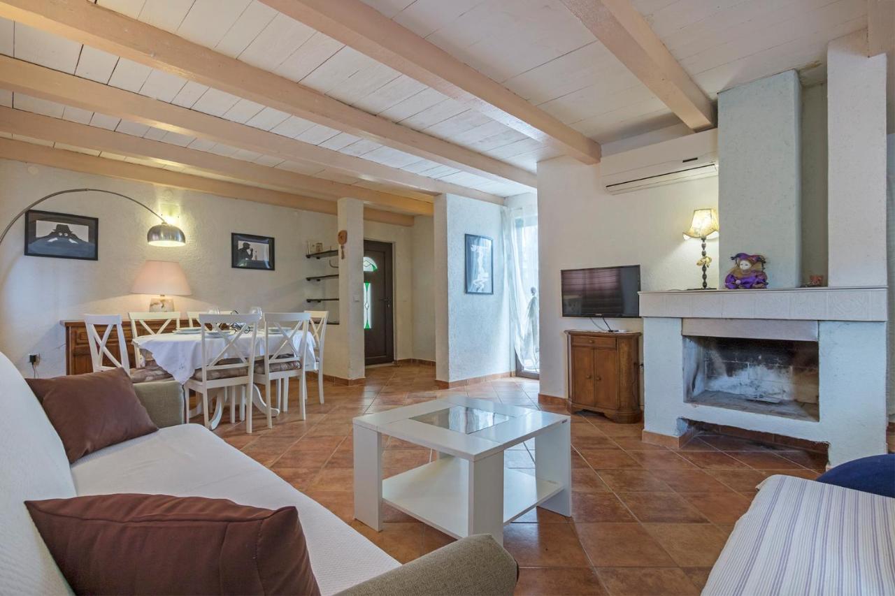 Villa Karina Tar Tar-Vabriga Kültér fotó