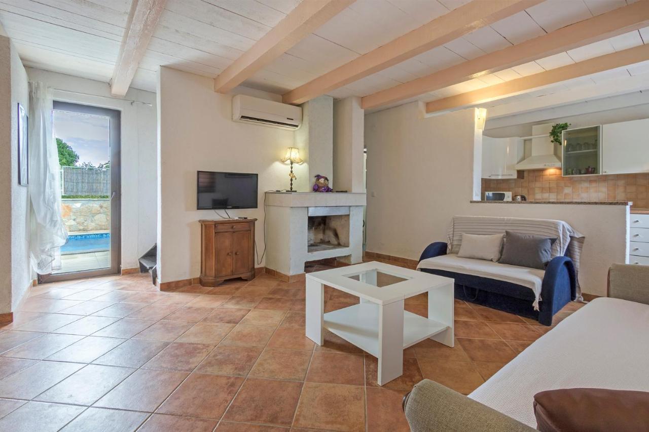 Villa Karina Tar Tar-Vabriga Kültér fotó